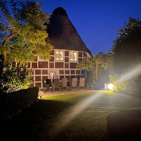 Altes Landhaus Oste, Klavier Appartement, 2 Zimmer Mit Kamin Hemmoor Екстер'єр фото
