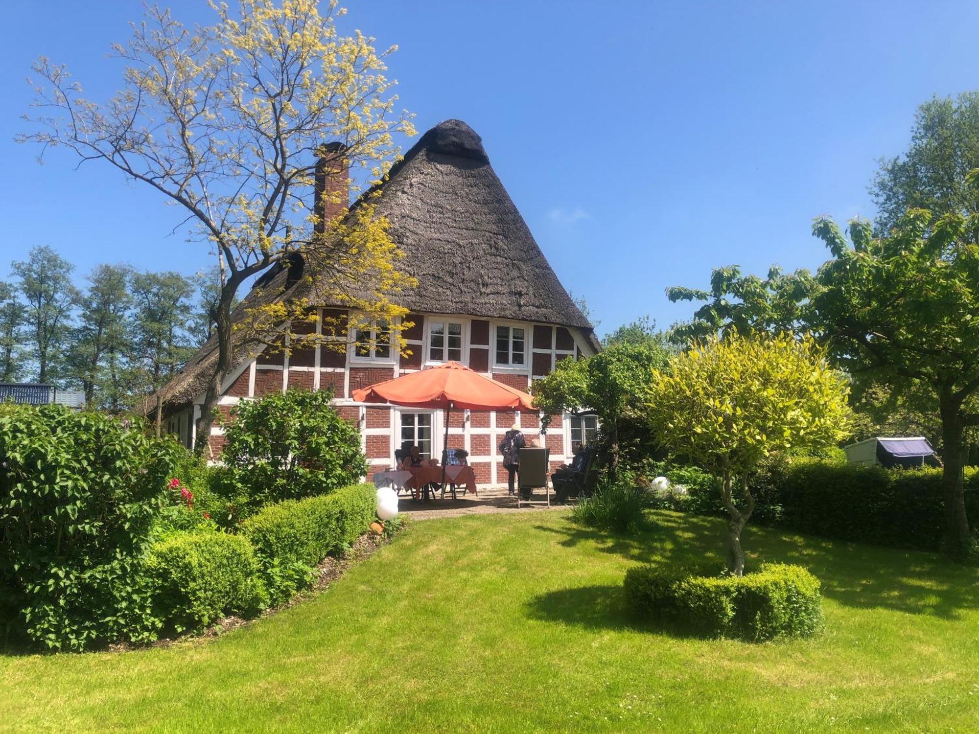 Altes Landhaus Oste, Klavier Appartement, 2 Zimmer Mit Kamin Hemmoor Екстер'єр фото