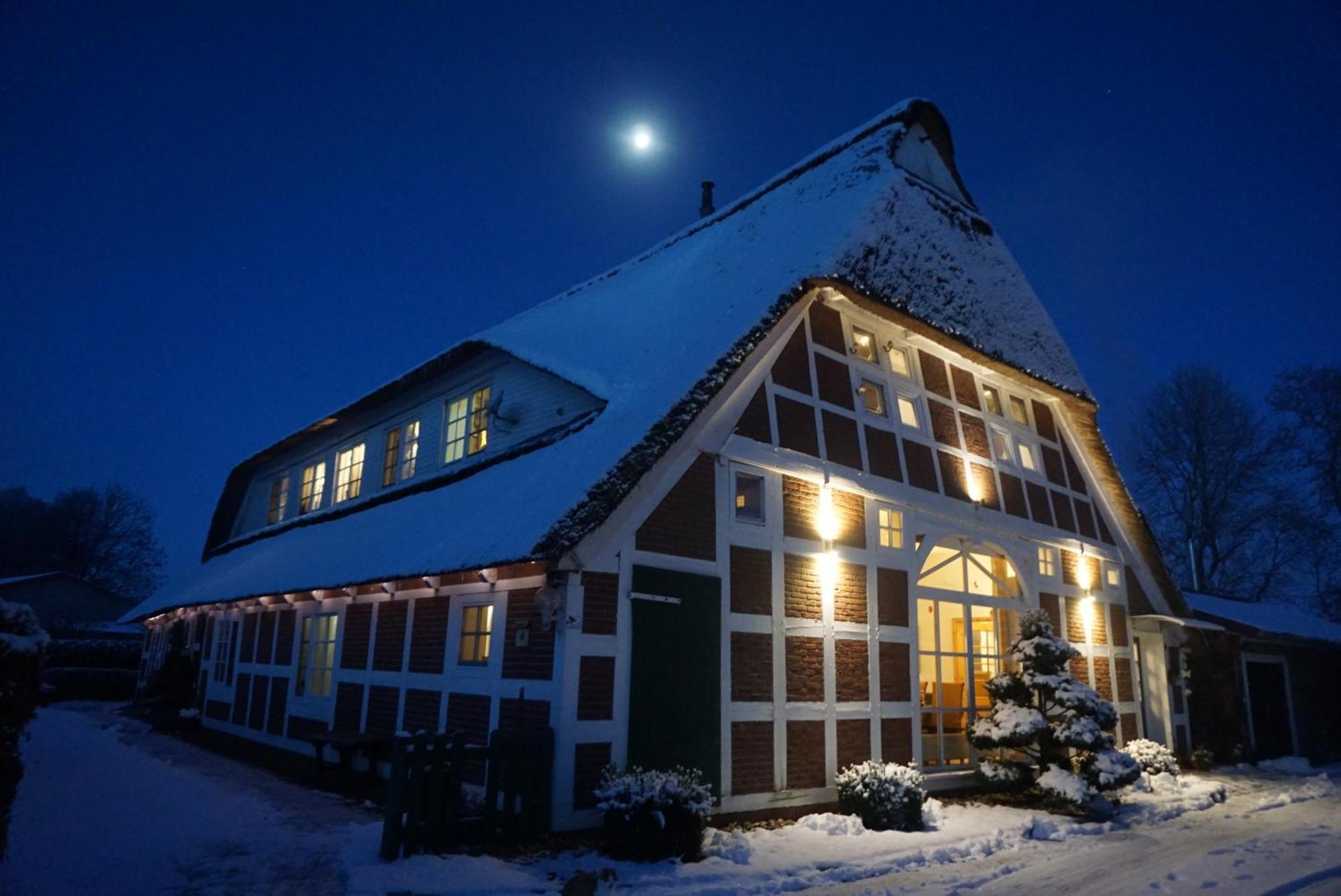 Altes Landhaus Oste, Klavier Appartement, 2 Zimmer Mit Kamin Hemmoor Екстер'єр фото
