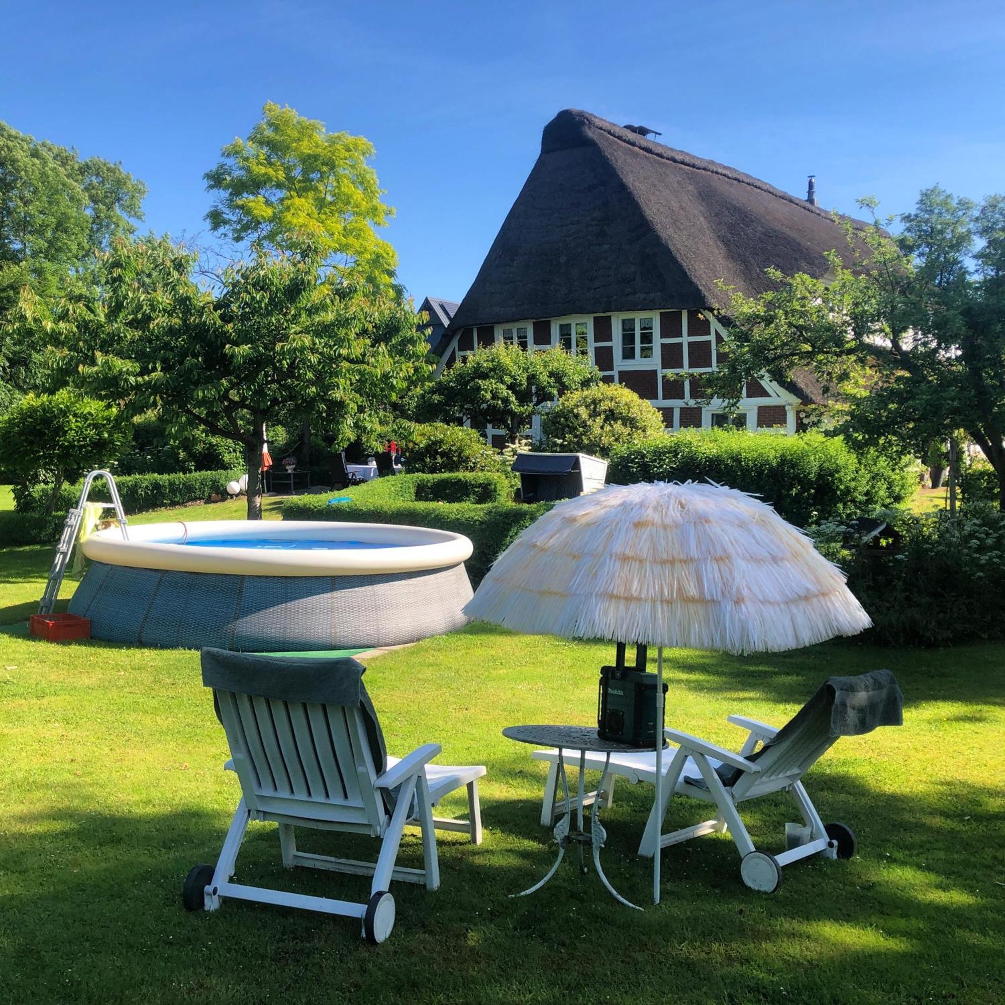 Altes Landhaus Oste, Klavier Appartement, 2 Zimmer Mit Kamin Hemmoor Екстер'єр фото