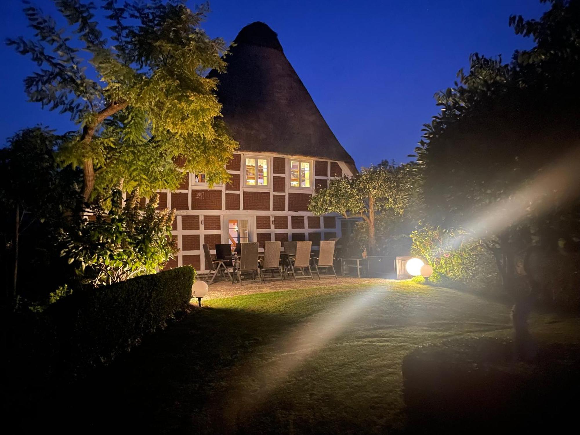 Altes Landhaus Oste, Klavier Appartement, 2 Zimmer Mit Kamin Hemmoor Екстер'єр фото